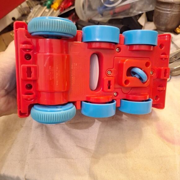 Fisher Price Thomas & Friends R/C Thomas Steam 'n Speed **HARD TO FIND See Descr - Picture 5 of 5